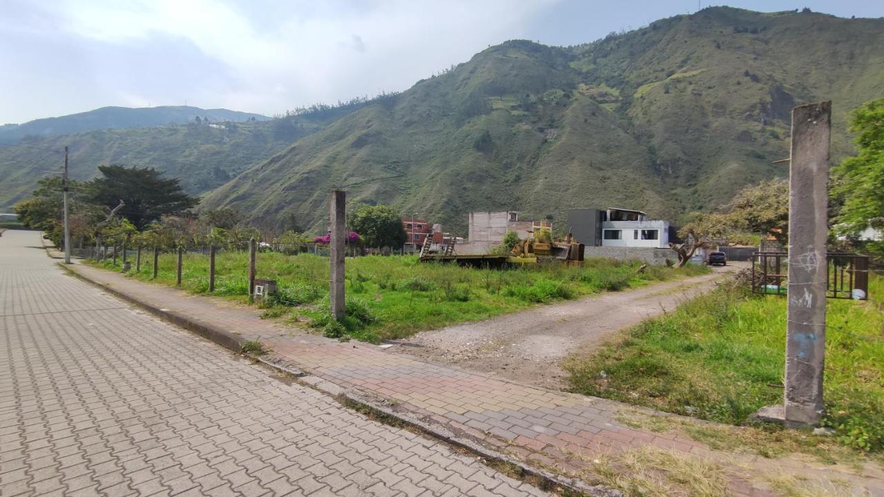 Elegante Apartamento Con Vistas Al Volcan Tungurahua 바뇨스 외부 사진