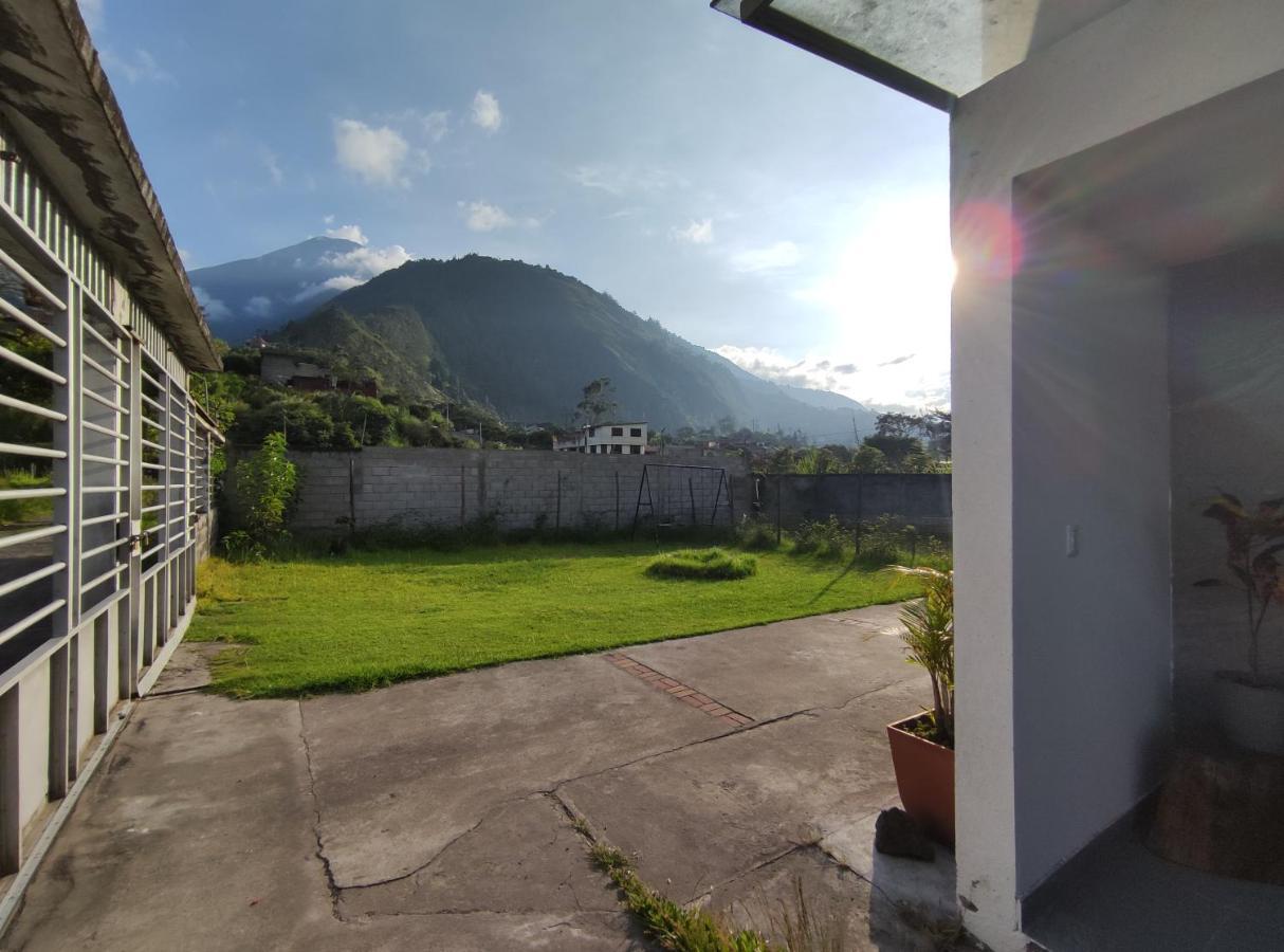 Elegante Apartamento Con Vistas Al Volcan Tungurahua 바뇨스 외부 사진