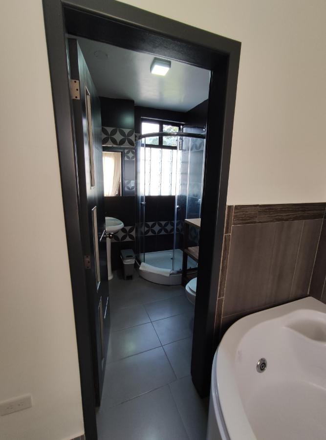 Elegante Apartamento Con Vistas Al Volcan Tungurahua 바뇨스 외부 사진
